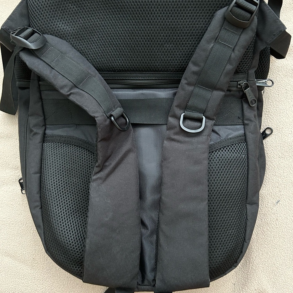 Monsdle backpack - Picture 4 of 4